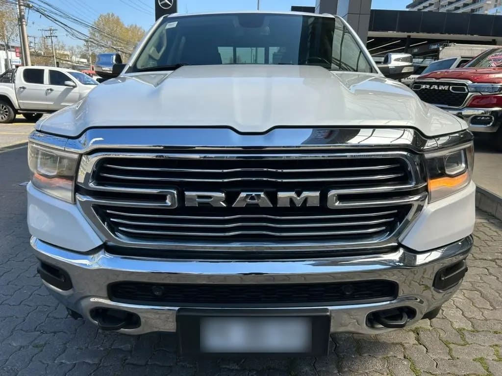 Ram 1500 5.7 Laramie 4x4 At 4p año 2020