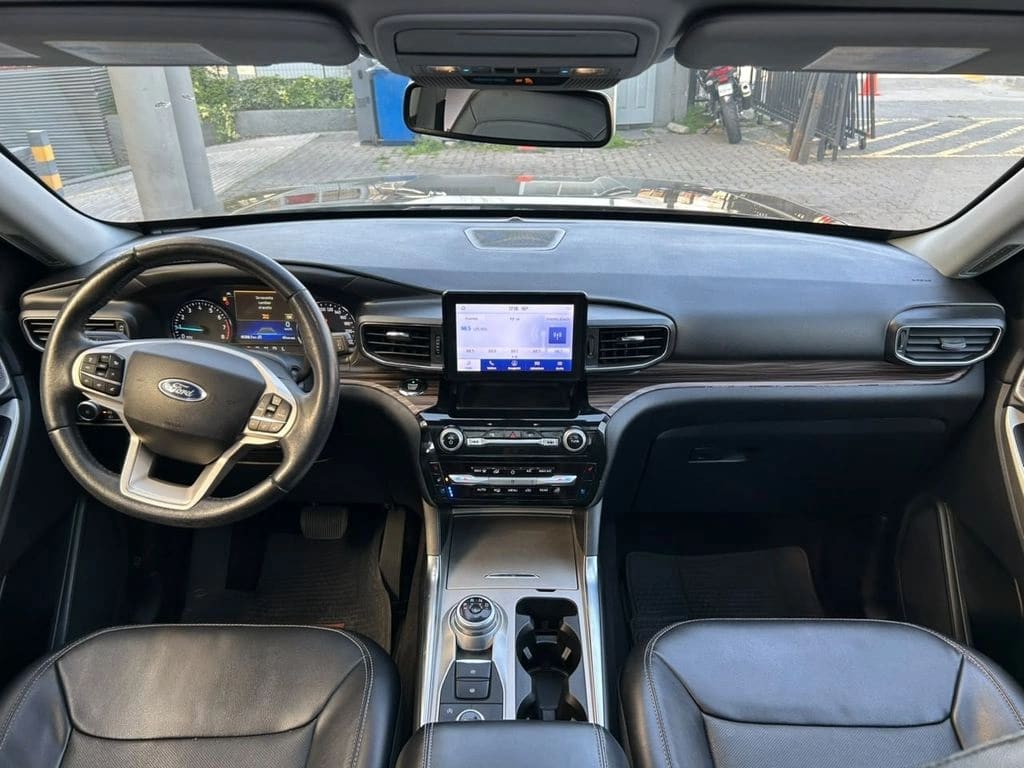 Ford Explorer Limited 4x4 2.3 Aut año 2022