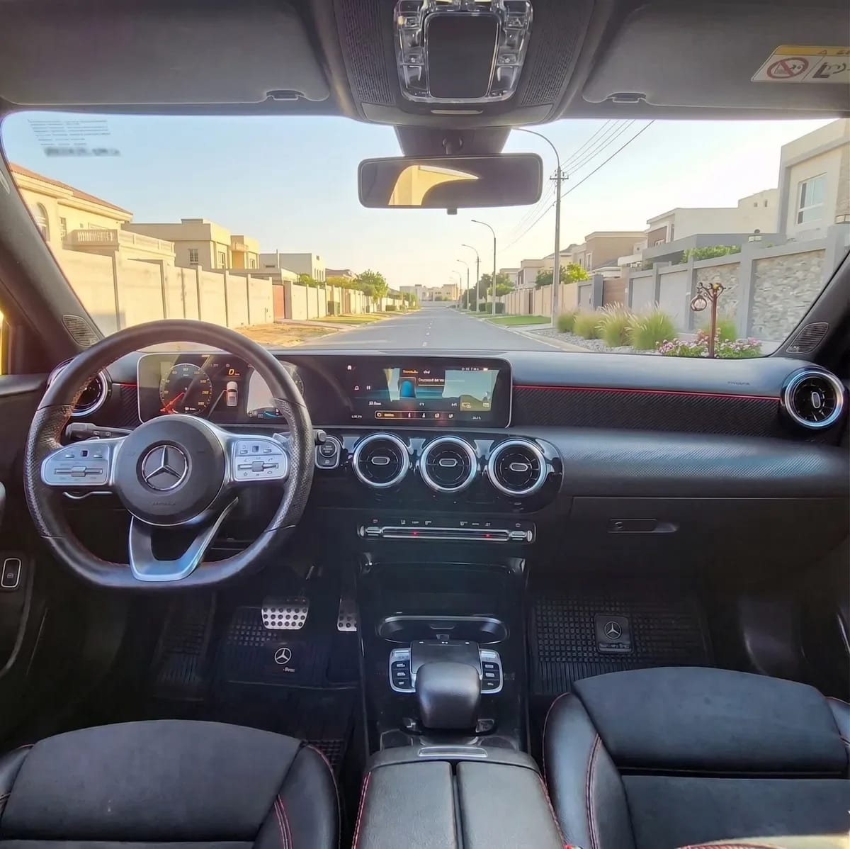 MERCEDES BENZ A200 1.3 Sedan Amg At año 2021