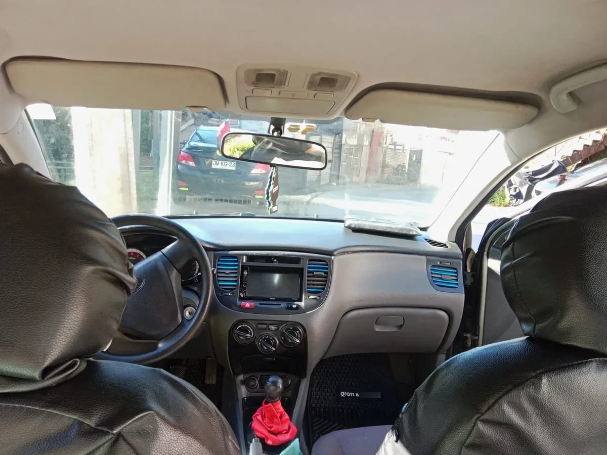 KIA MOTORS RIO Rio Jb Ex 5dr 1.4 Mec Dh 4x2 año 2010