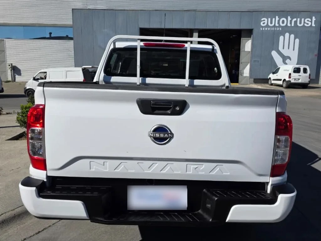 Nissan Navara Navara Dc 4x2 2.3tdi Se año 2023