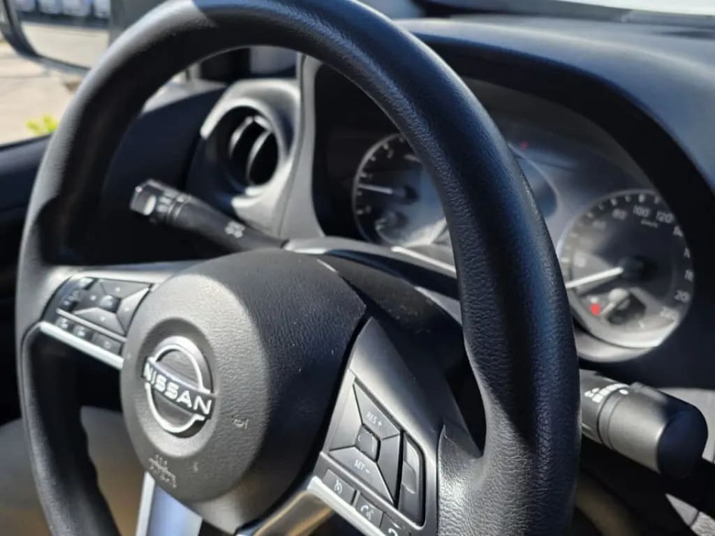 Nissan Navara Navara Dc 4x2 2.3tdi Se año 2023