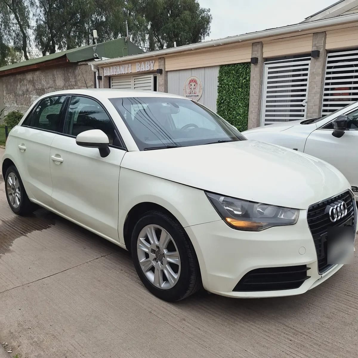 AUDI A1 1.2 Tfsi Sportback Multitronic 86hp Mt año 2012