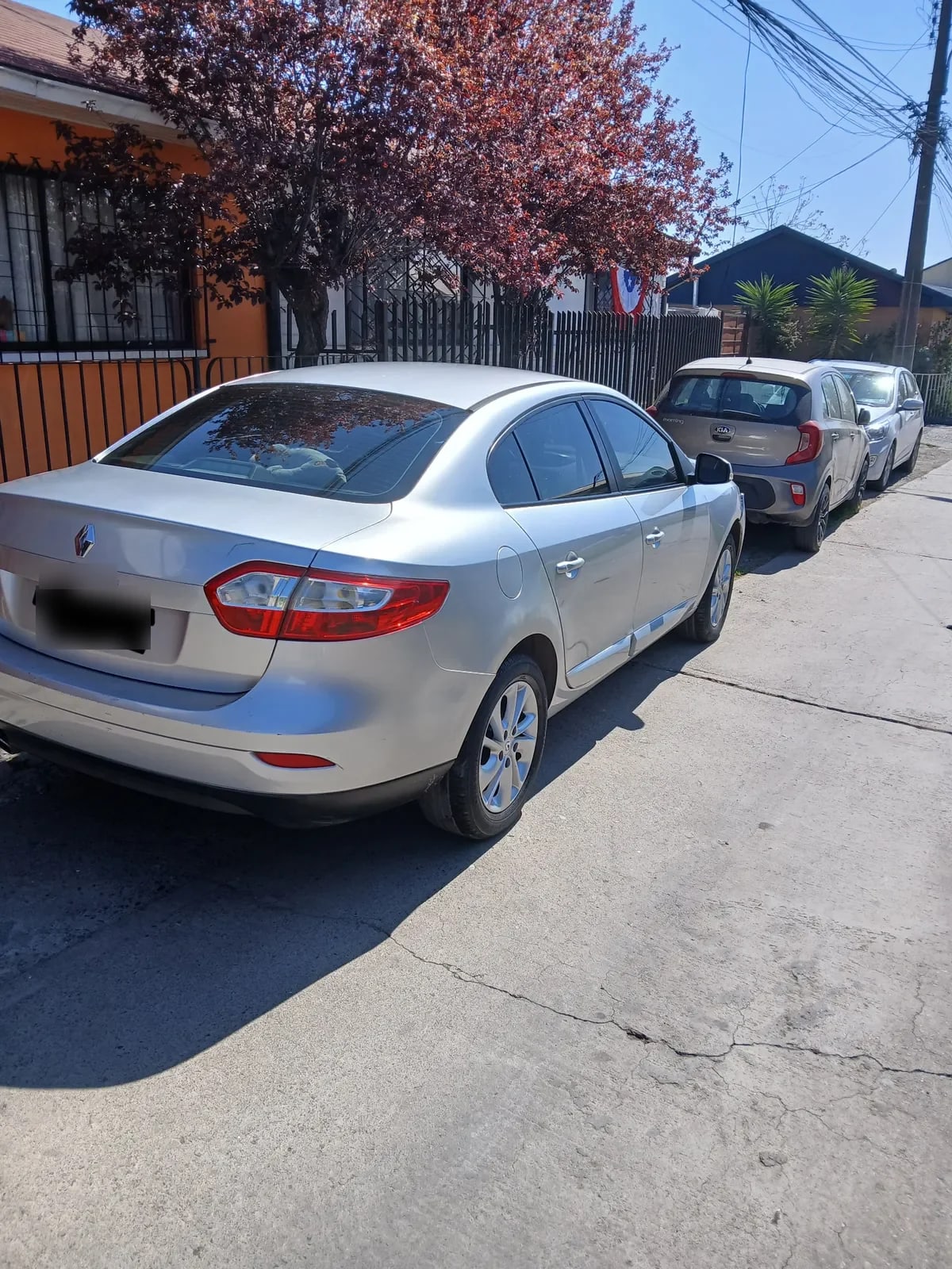 RENAULT FLUENCE 2.0 Privilege At año 2016