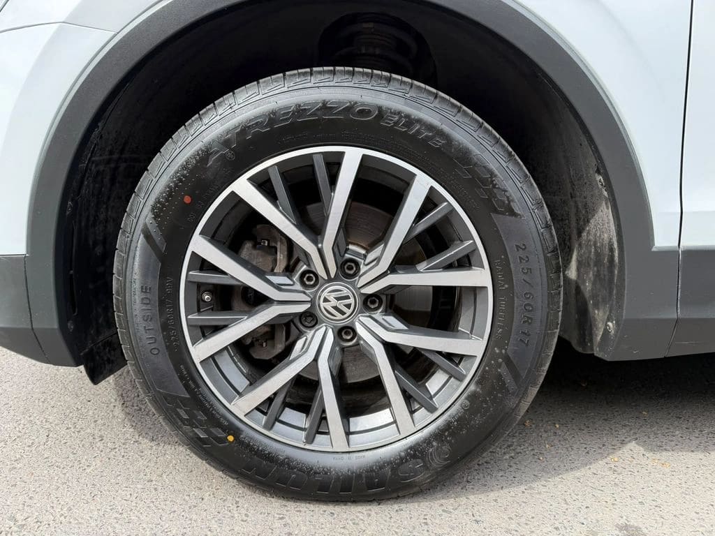 Volkswagen Tiguan 2.0 Tdi Comfortline Diesel 4motion 7a año 2019