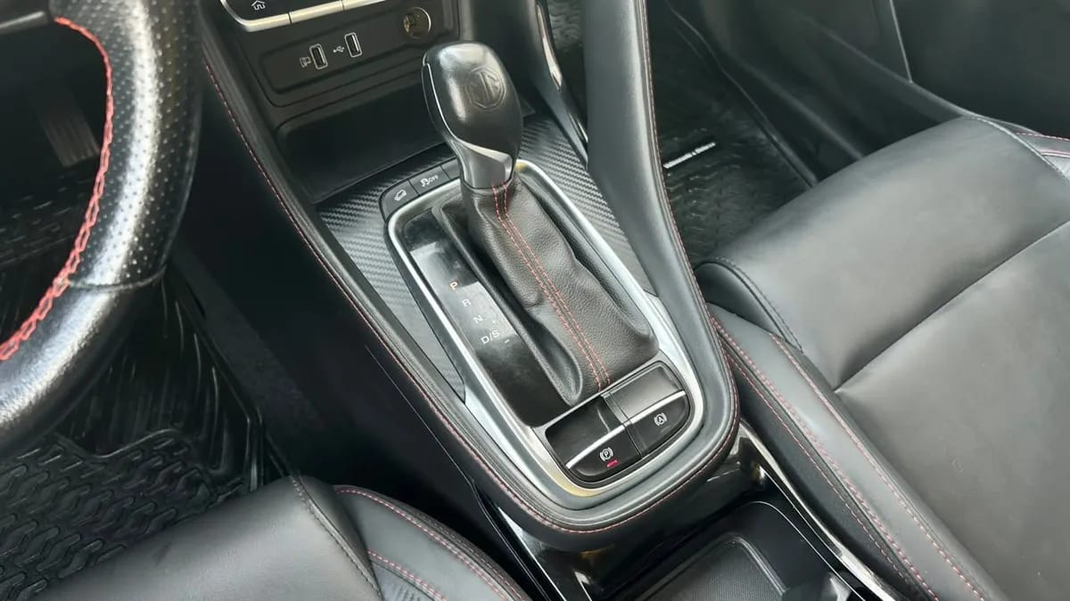 MG Zx 1.5 Cvt Dlx año 2022