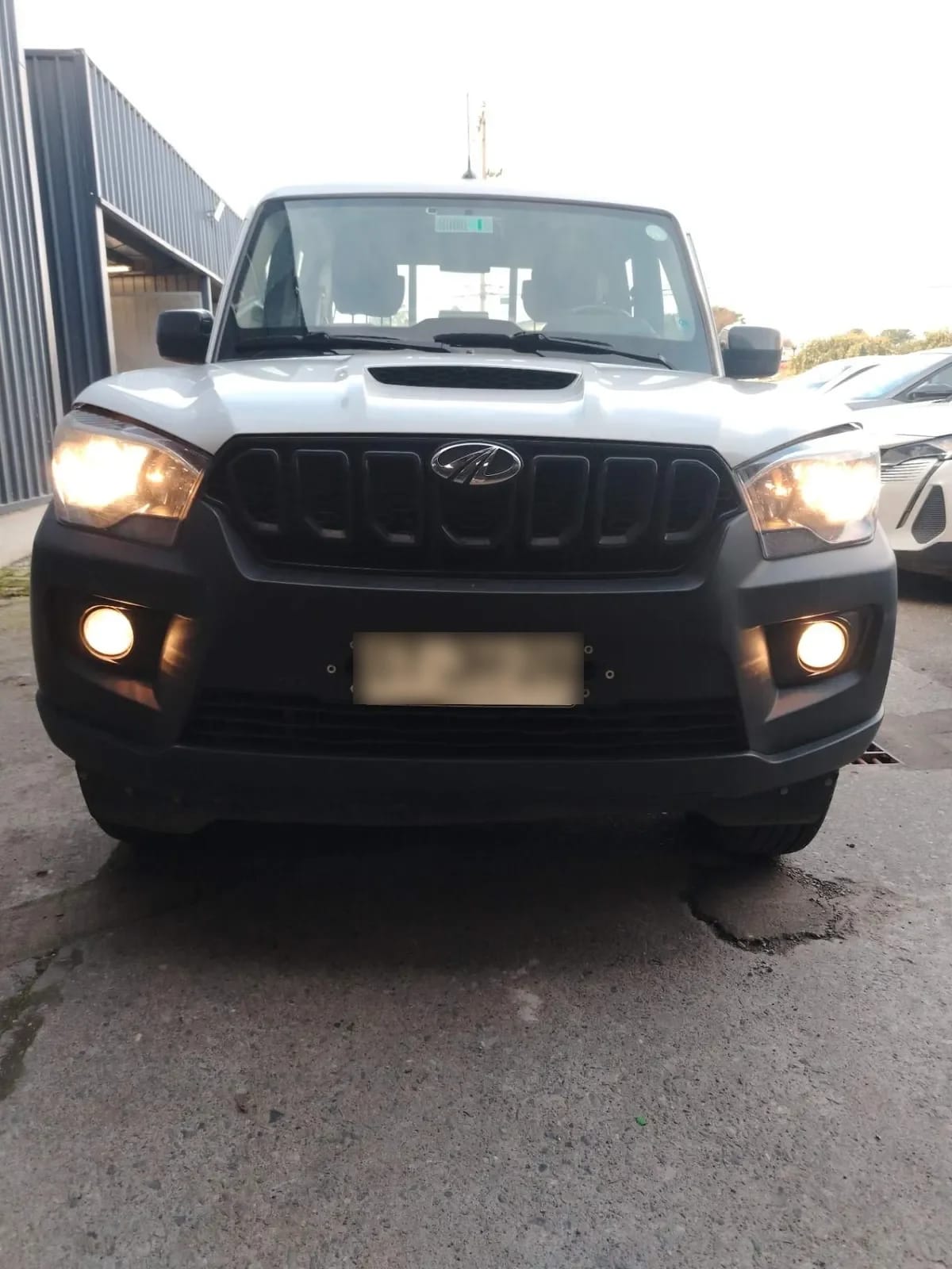 Mahindra Pick Up 2.2 Full 4x4 Diesel Refresh Dc Mt 4p año 2023