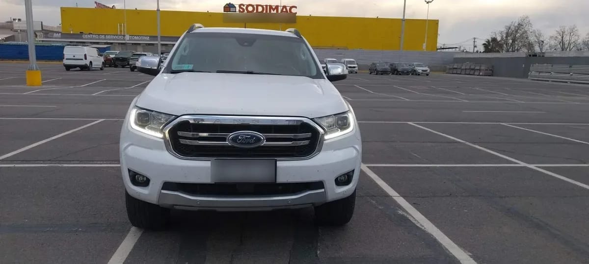 Ford Ranger 3.2 Ltd Euro 6 Diesel 4x4 Dob. Cab. At 4p año 2023