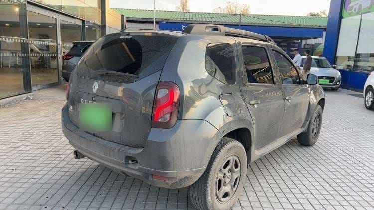 Renault Duster 1.6 Life 4x2 5mt 5p año 2018