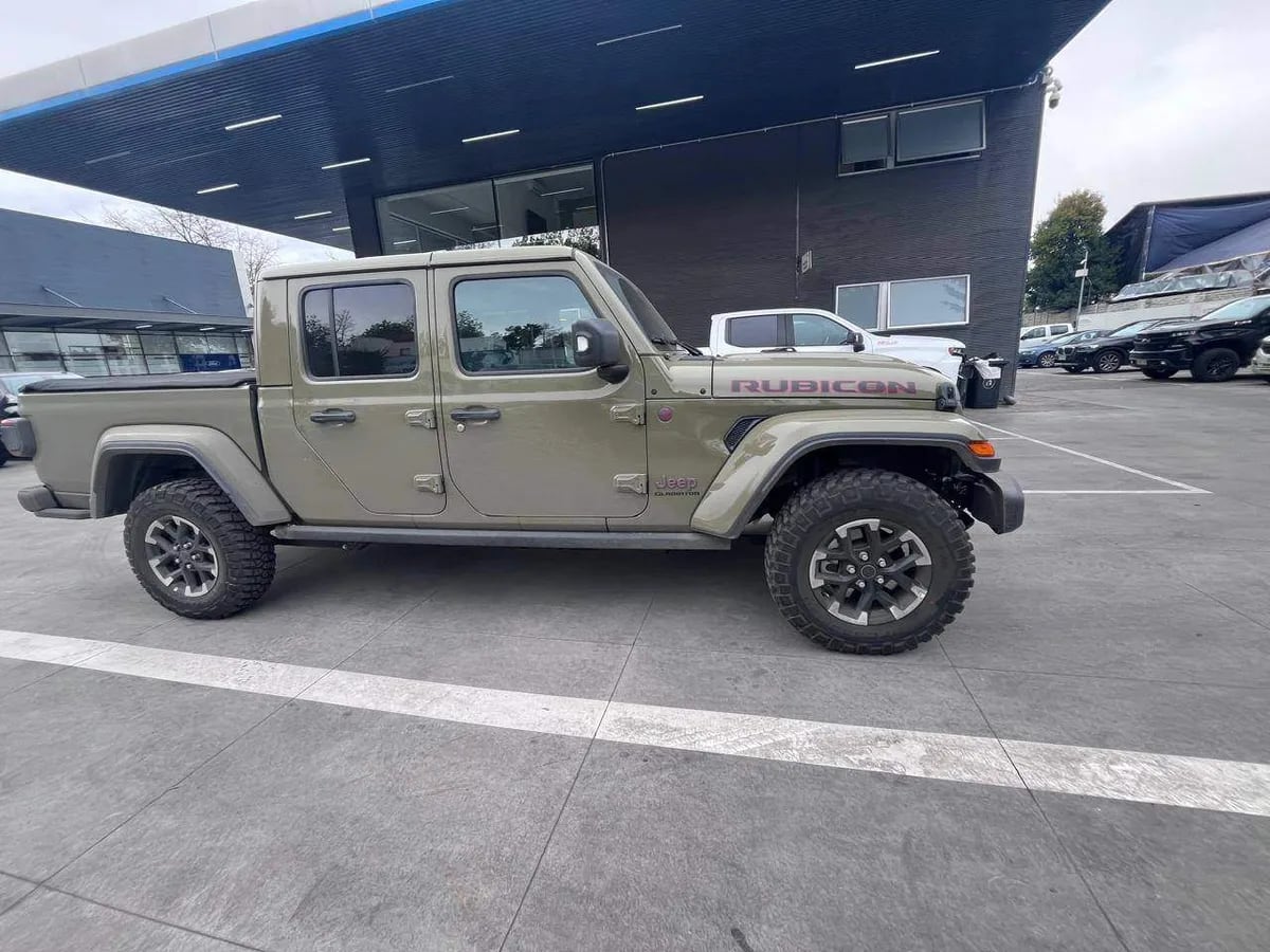 Jeep Gladiator 3.6 Rubicon 4x4 Dob. Cab. At 4p año 2026