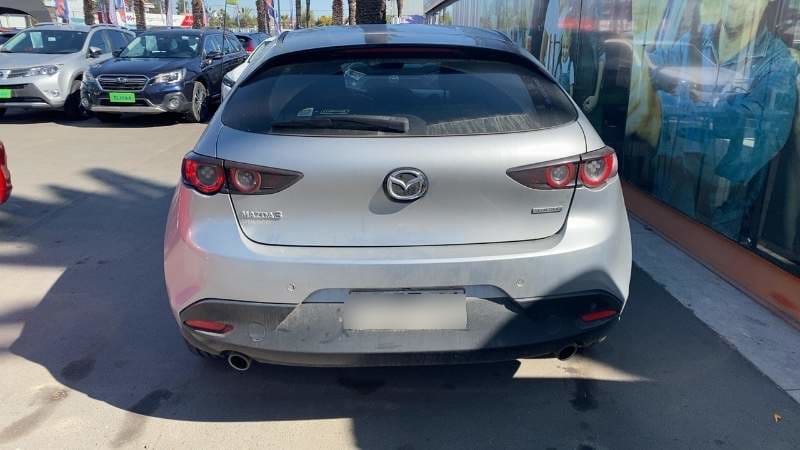 Mazda 3 2.0 V 4x2 Hb 6at 5p año 2021