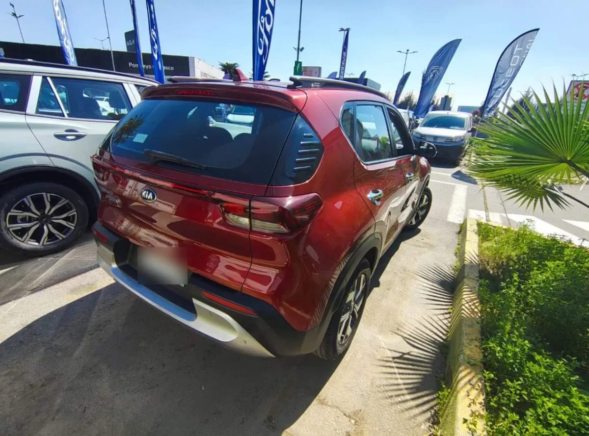 Kia Sonet 1.5 Ex Ivt Full 4x2 At 5p año 2022