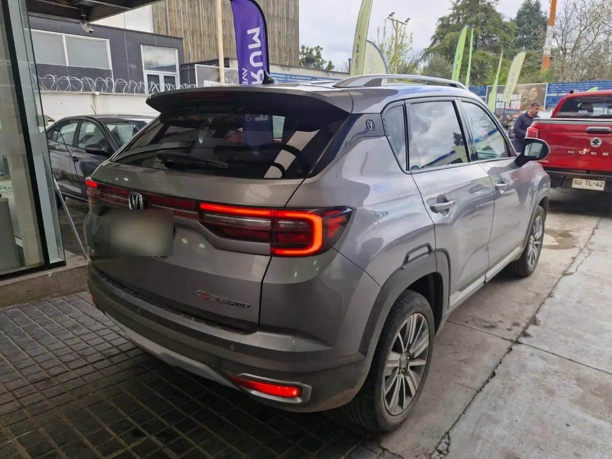 Changan Cs35 Plus 1.6 Comfort 4x2 Mt 5p año 2021