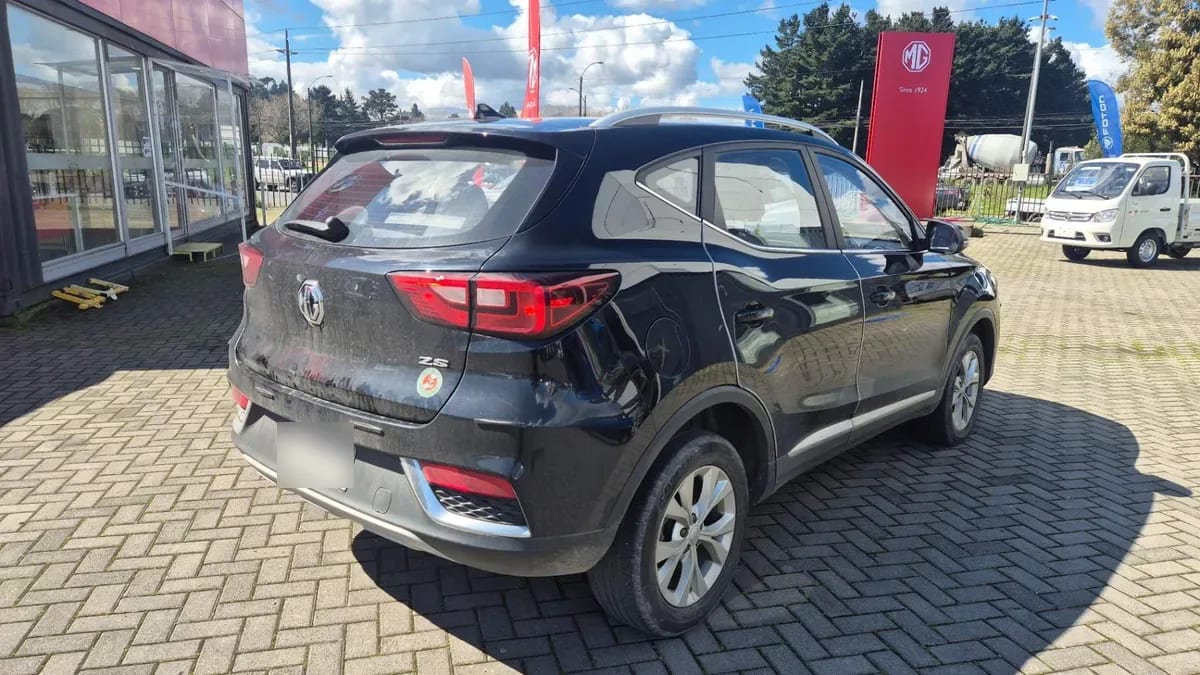 MG Mg Zs 1.5 Std 4x2 Mt 5p año 2023