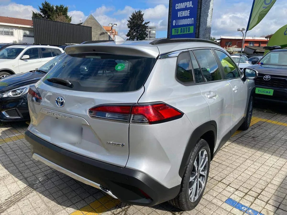 Toyota Corolla Cross 1.8 Seg Hybrid 4x2 Cvt At 5p año 2022