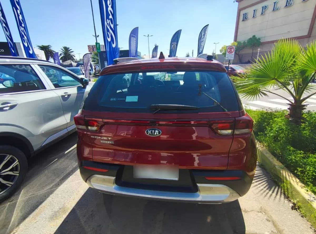 Kia Sonet 1.5 Ex Ivt Full 4x2 At 5p año 2022