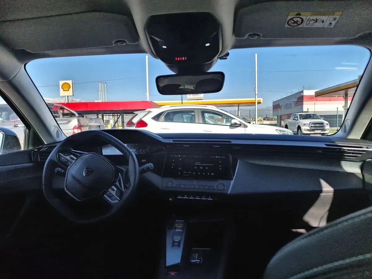 Peugeot 308 1.2 Allure Pack Puretech 130 4x2 Eat8 5p año 2026