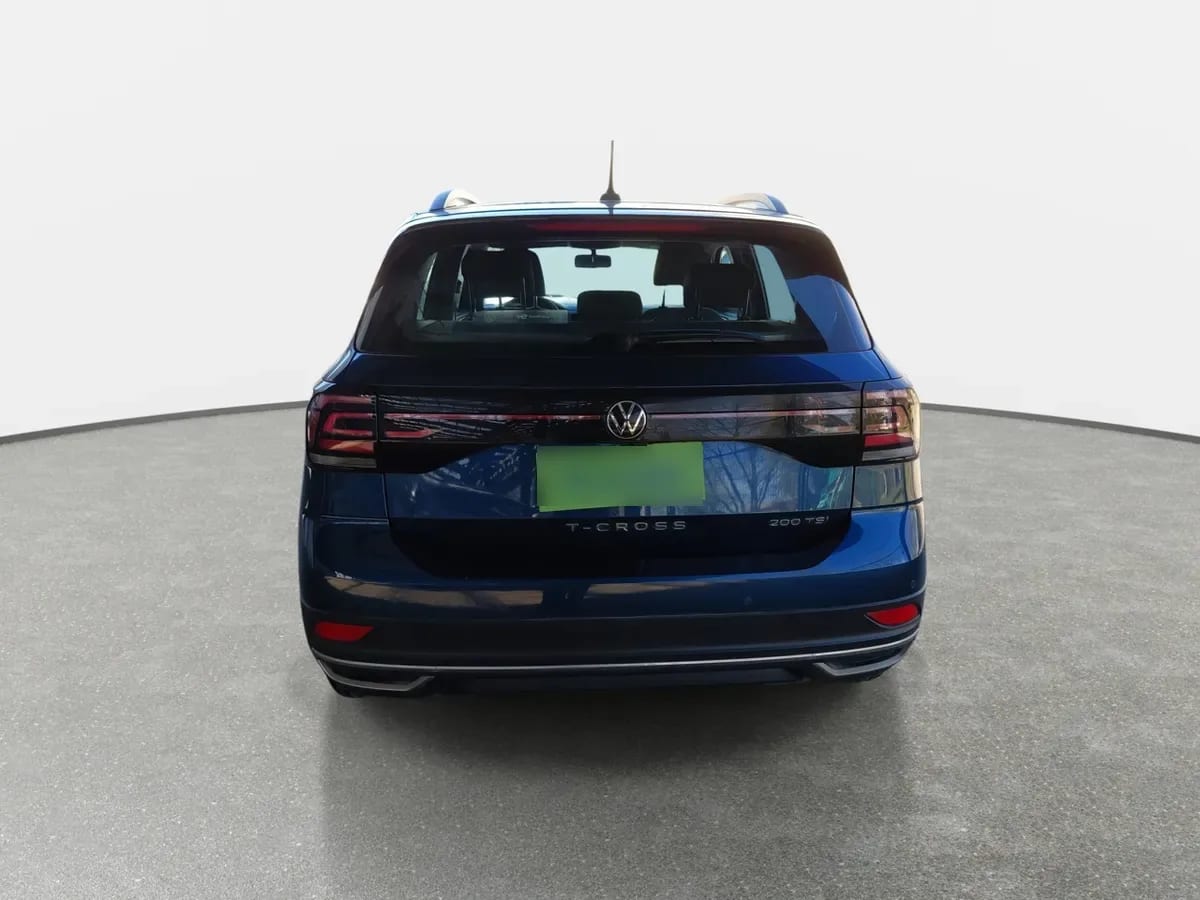 Volkswagen T-Cross 1.0 Tsi Comfortline 4x2 6at 5p año 2024
