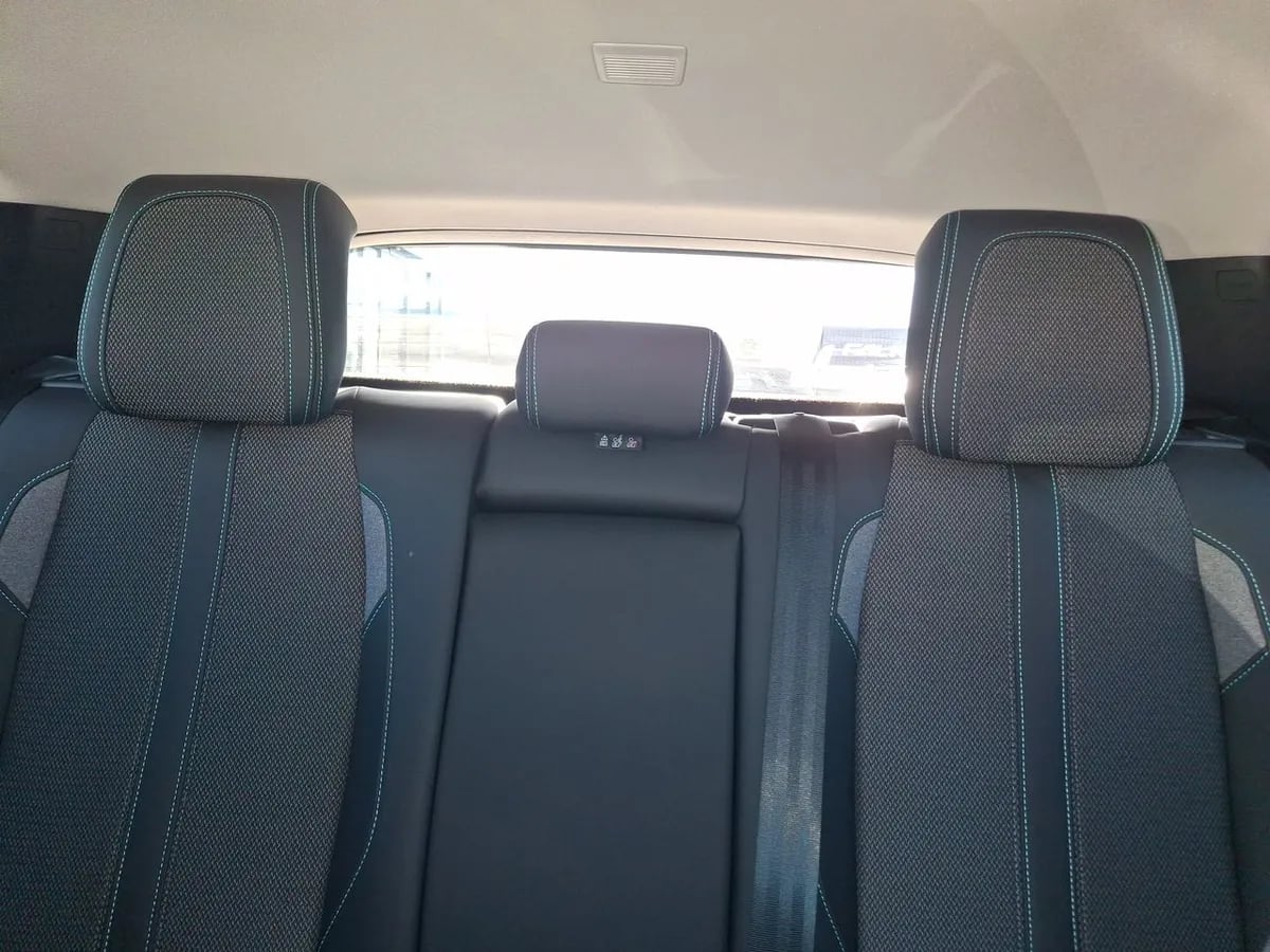 Peugeot 308 1.2 Allure Pack Puretech 130 4x2 Eat8 5p año 2026
