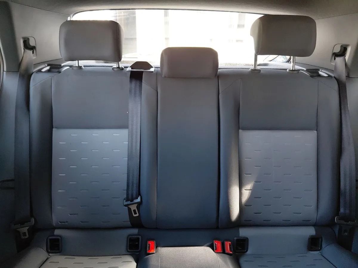 Volkswagen T-Cross 1.0 Tsi Comfortline 4x2 6at 5p año 2024