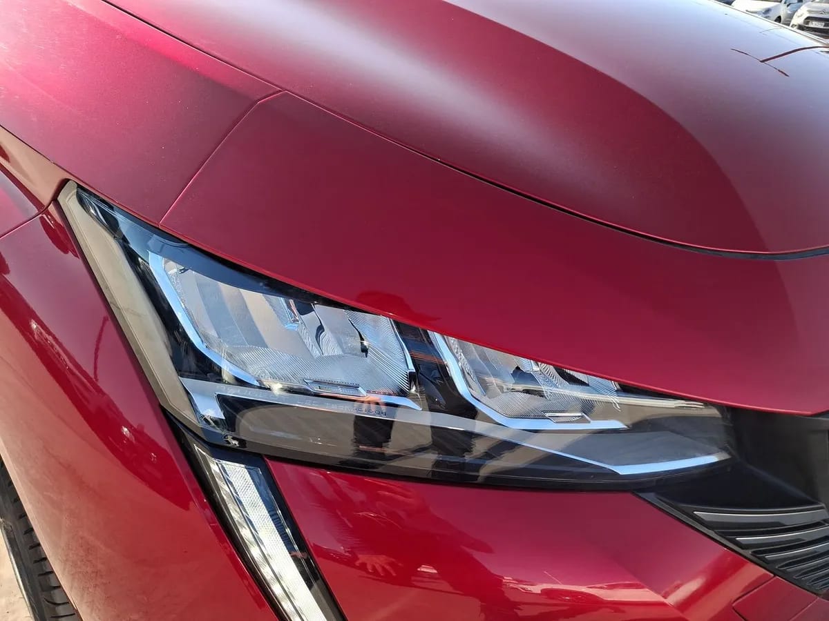 Peugeot 308 1.2 Allure Pack Puretech 130 4x2 Eat8 5p año 2026