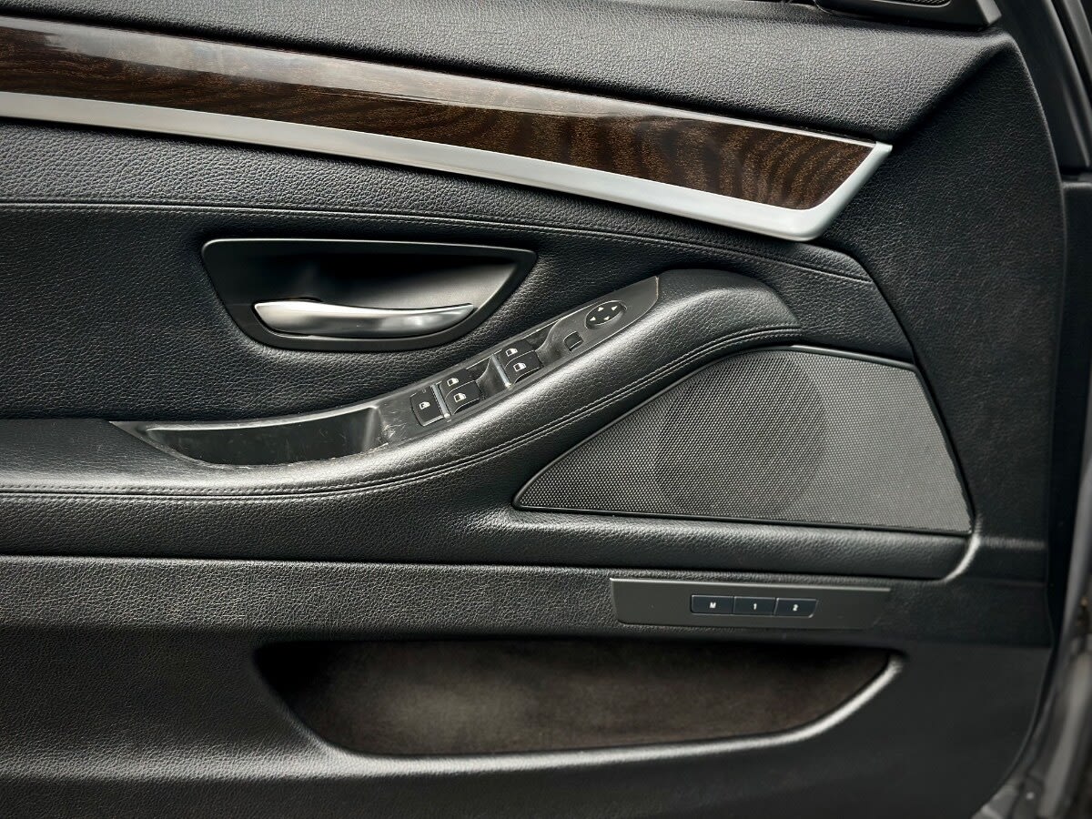 BMW 520i Executive año 2014