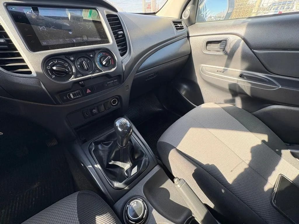 Mitsubishi L200 Katana Crt 4x4 año 2024