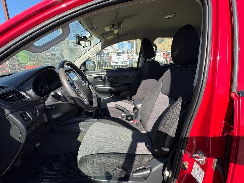 Mitsubishi L200 Katana Crt 4x4 año 2024