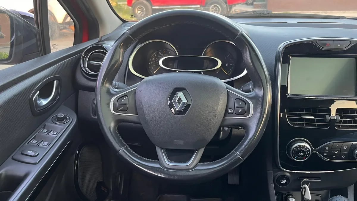 RENAULT CLIO 0.9 Iv Dynamique Mt año 2016
