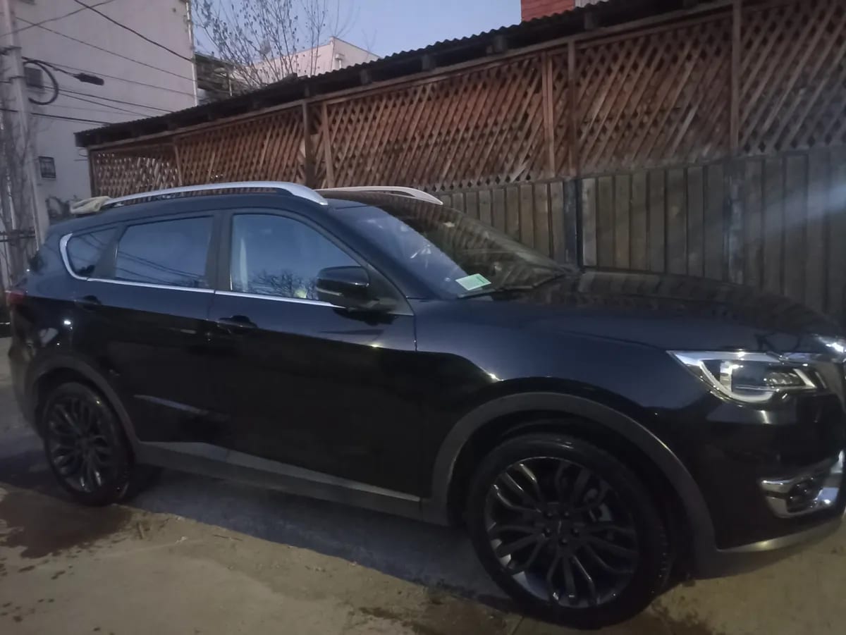 JETOUR X70 1.5 Gls Mt año 2023