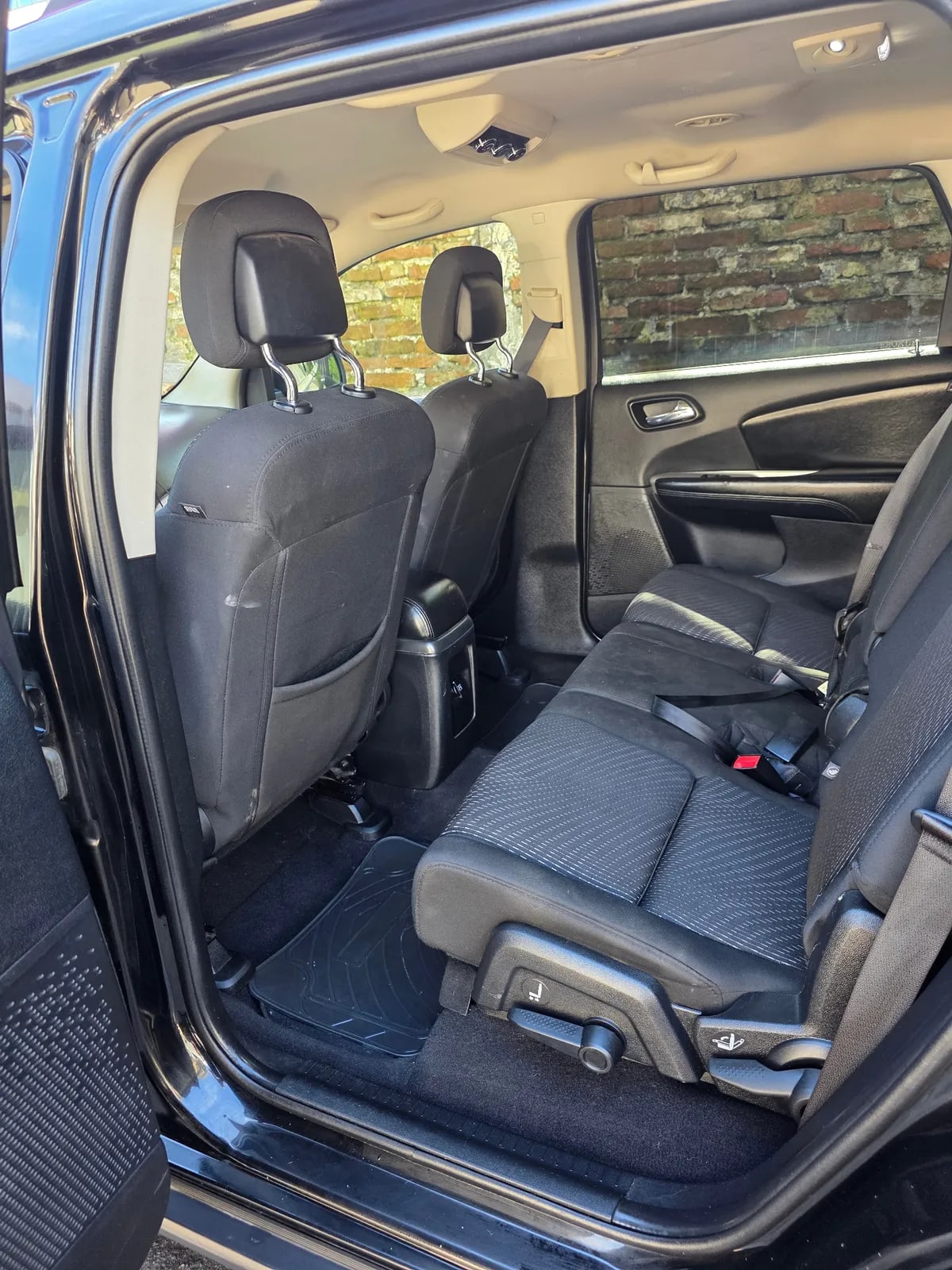 DODGE JOURNEY 2.4 2 Corridas At año 2015