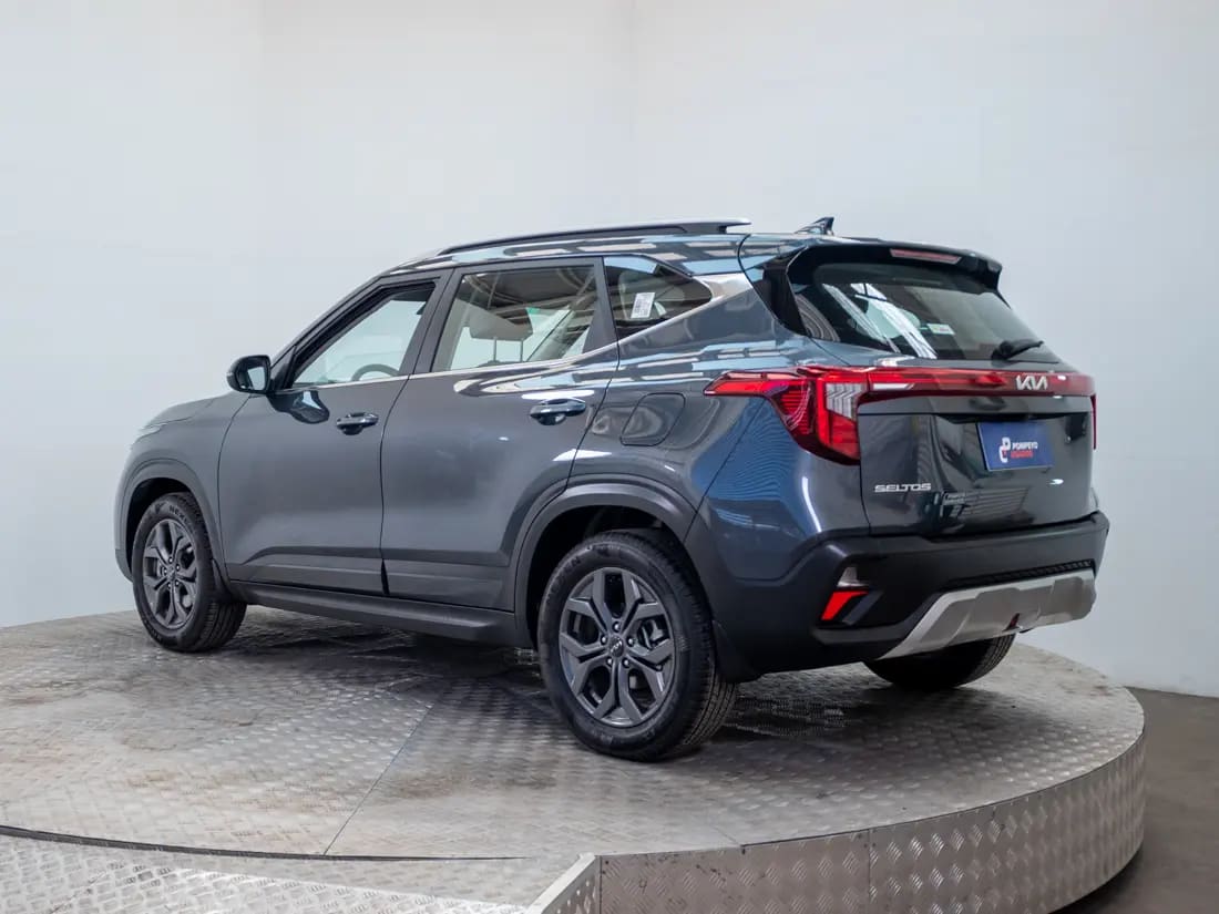 Kia Seltos Ex Ivt 4x2 1.5 Aut año 2026