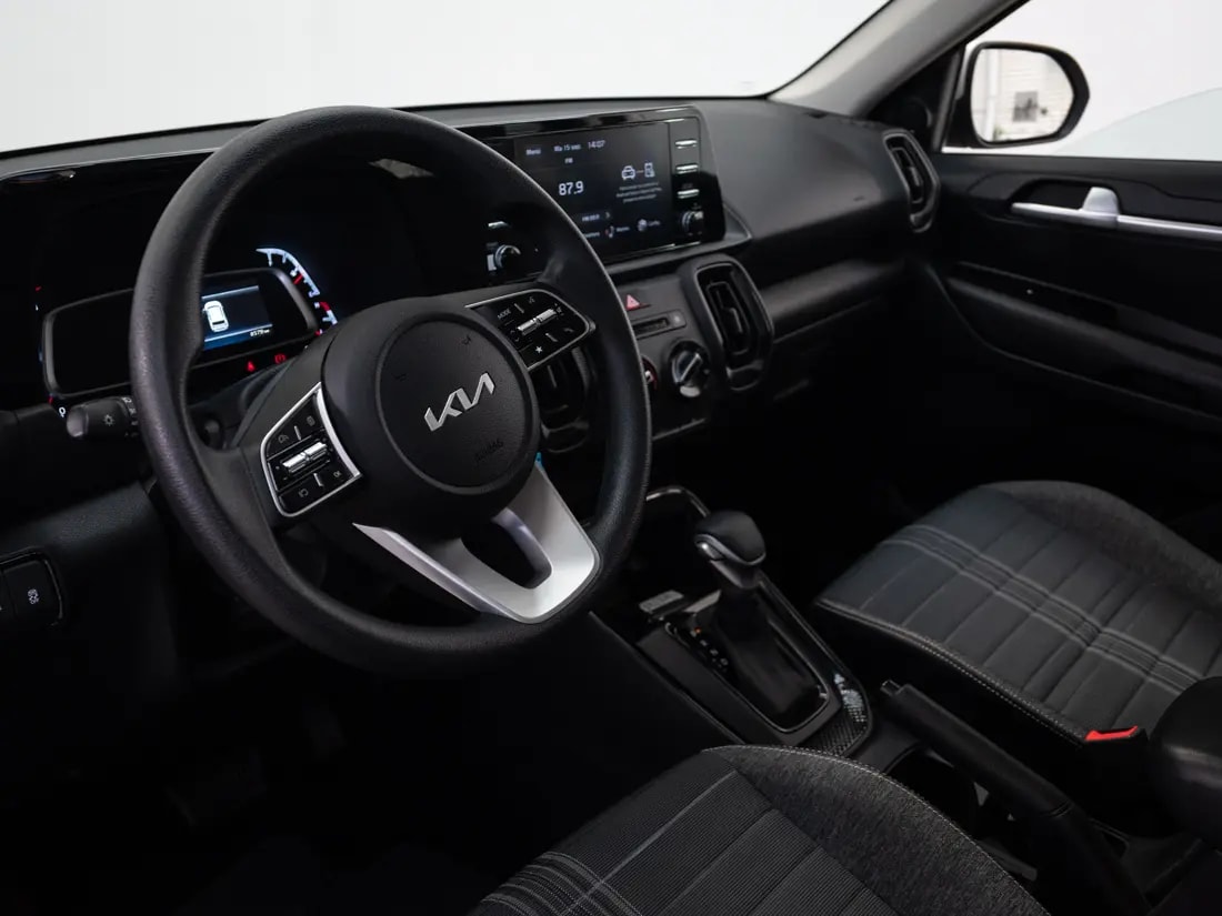 Kia Sonet 1.5 Ex At año 2025