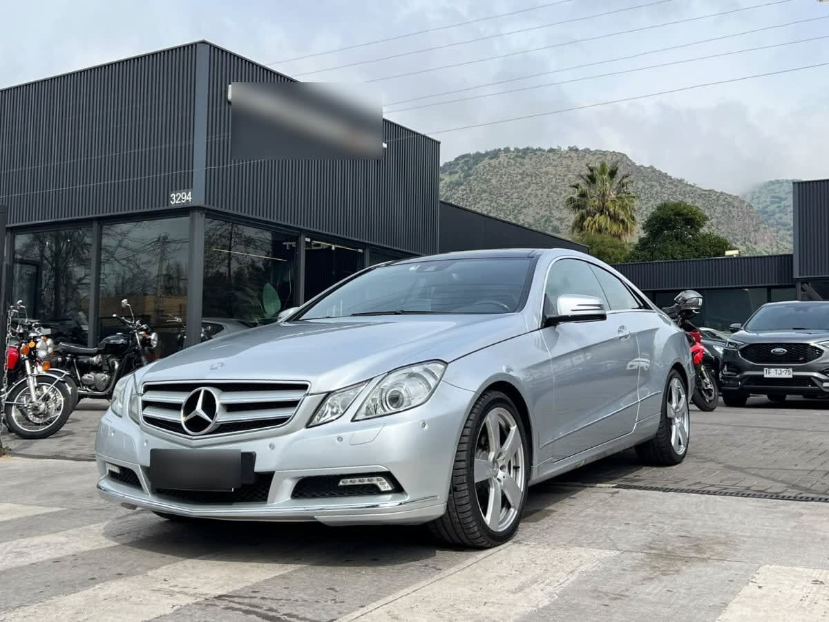 Mercedes-Benz E500 Coupe año 2011