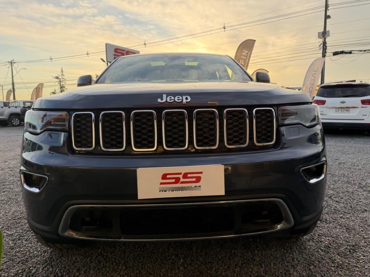 Jeep Grand Cherokee Limited 3.6 4x4 At8 año 2022