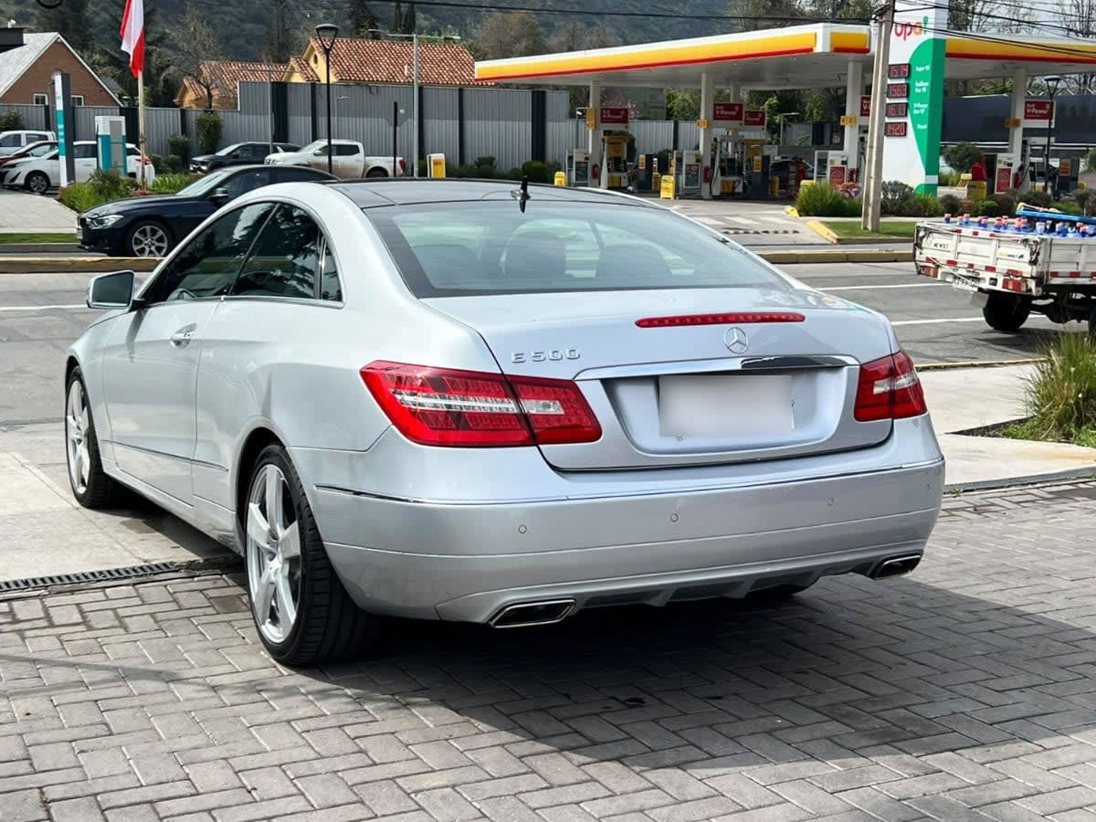 Mercedes-Benz E500 Coupe año 2011
