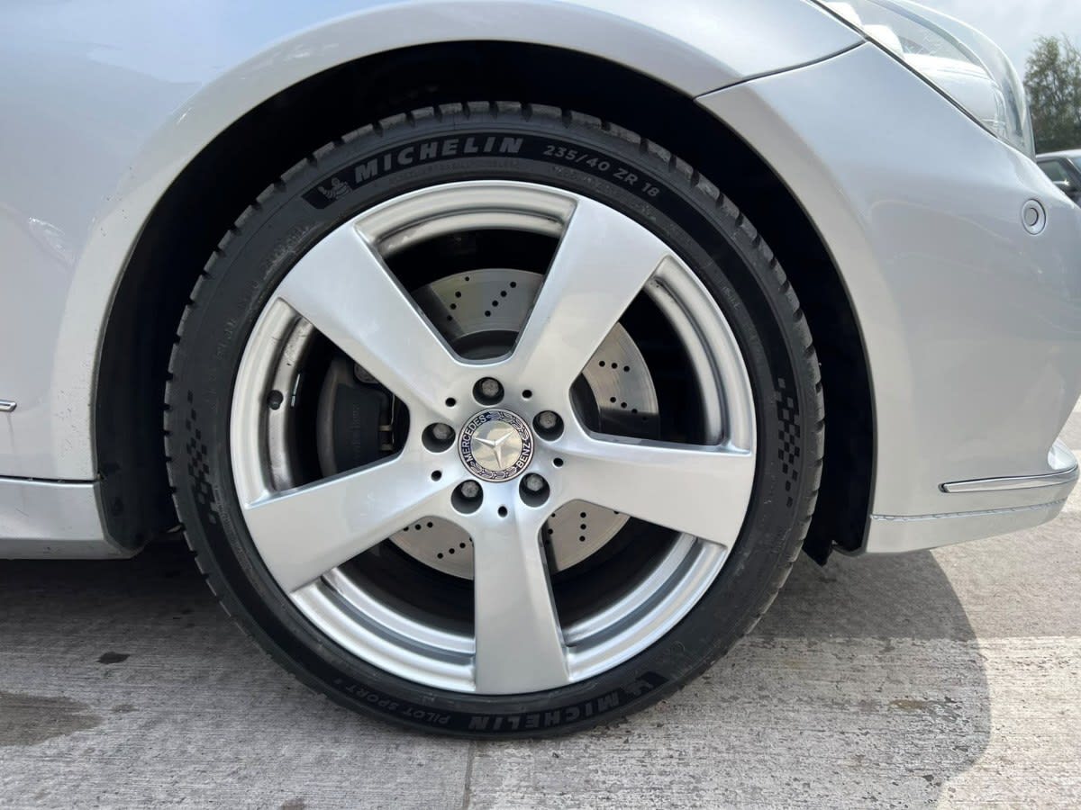 Mercedes-Benz E500 Coupe año 2011