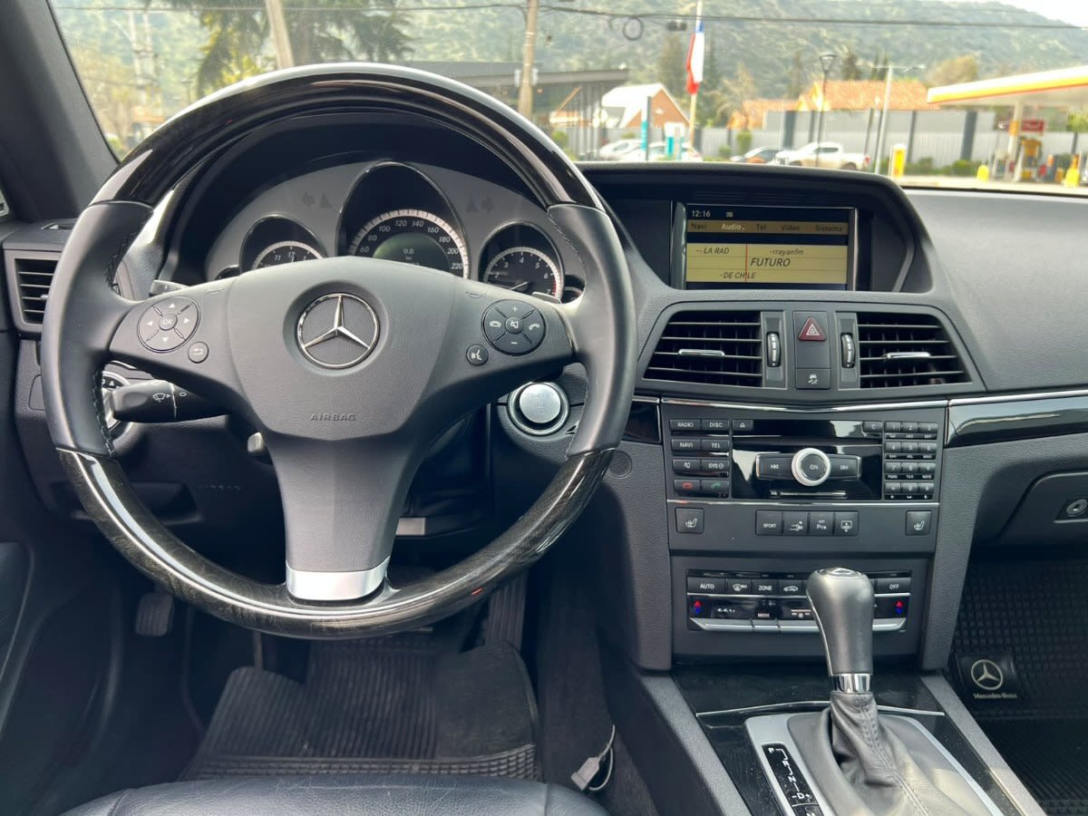 Mercedes-Benz E500 Coupe año 2011