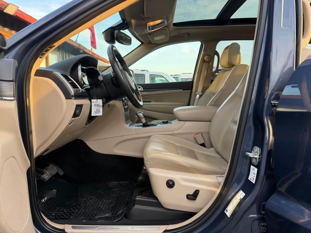 Jeep Grand Cherokee Limited 3.6 4x4 At8 año 2022