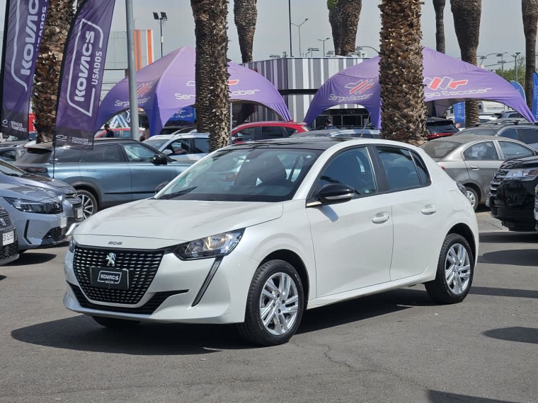 Peugeot 208 Style Puretech 75 1.2 año 2024