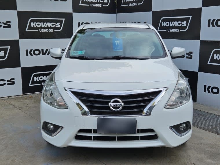 Nissan Versa 1.6 Sense Mt año 2015