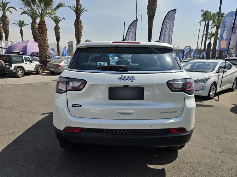 Jeep Compass Sport 4x2 1.3 Aut año 2026