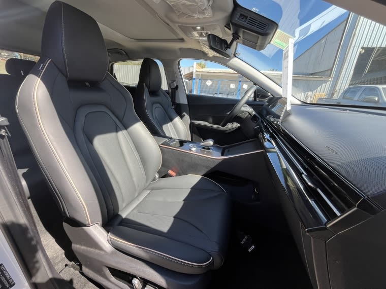 Omoda C5 Luxury 1.5 Cvt año 2026