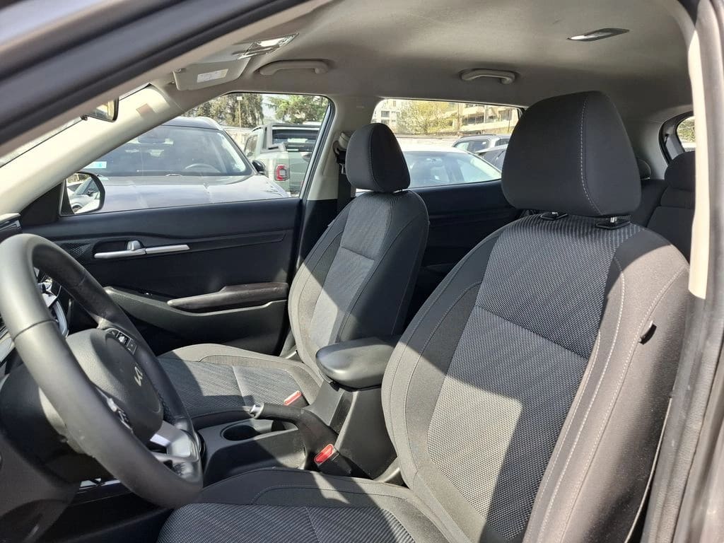 Kia Seltos 1.6 Ex 4x2 5p año 2023
