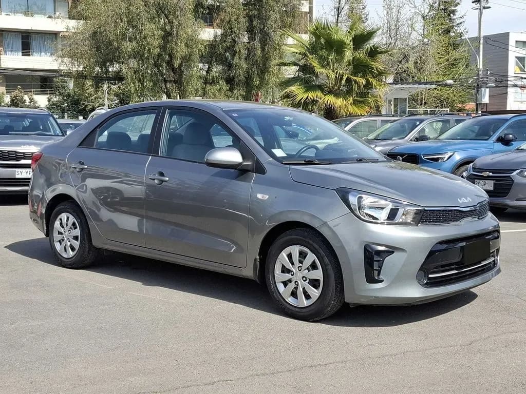 Kia Soluto 1.4 año 2023