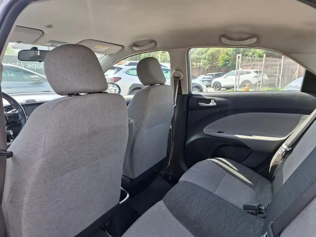 Kia Soluto 1.4 año 2023