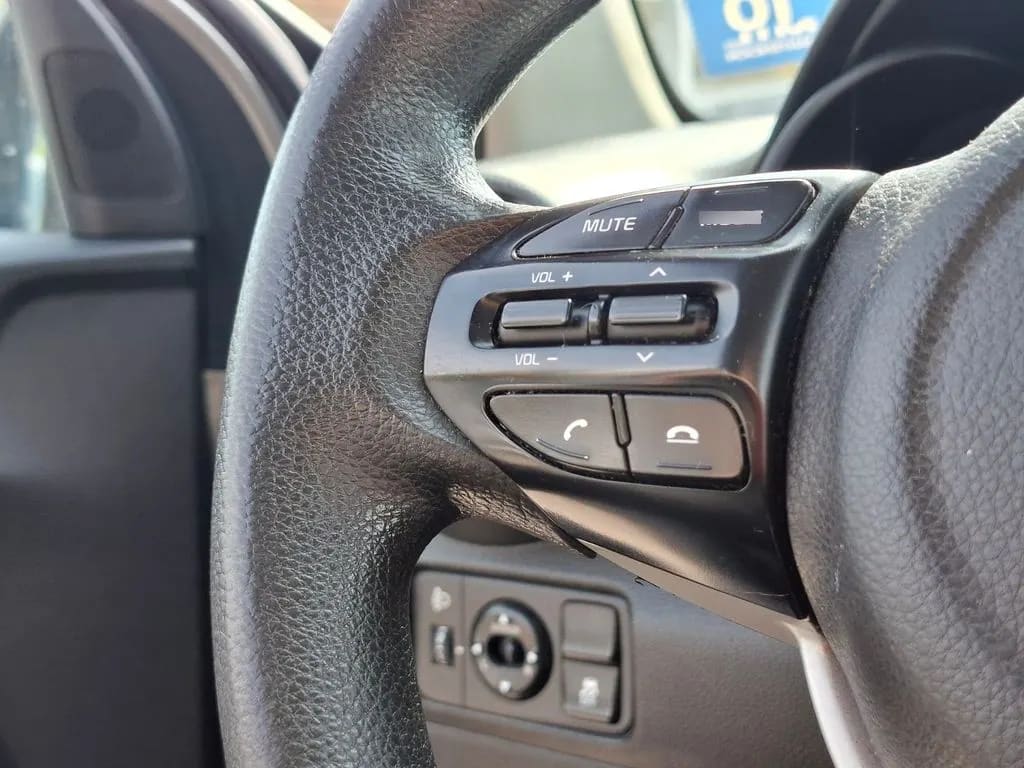 Kia Soluto 1.4 año 2023