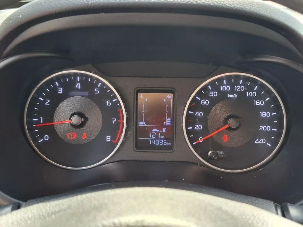 Kia Soluto 1.4 año 2023