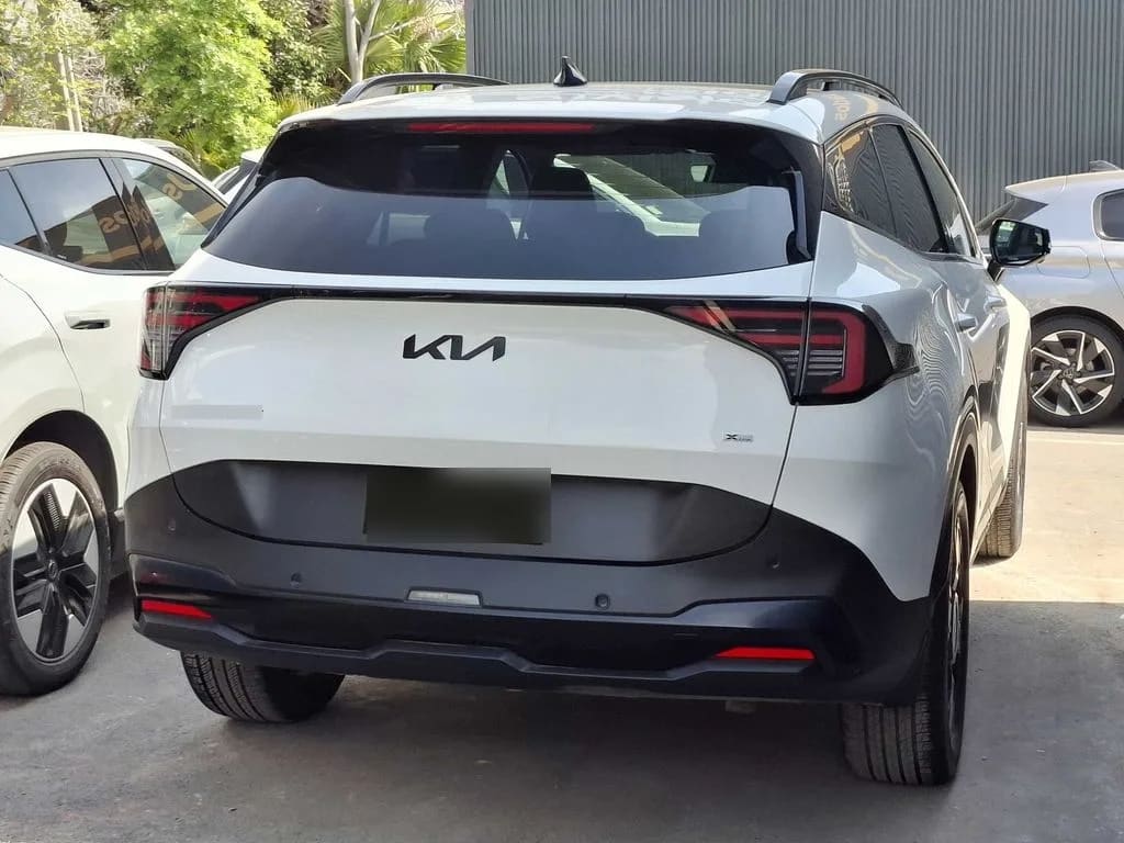 Kia Sportage X-Line Awd 1.6 At año 2025