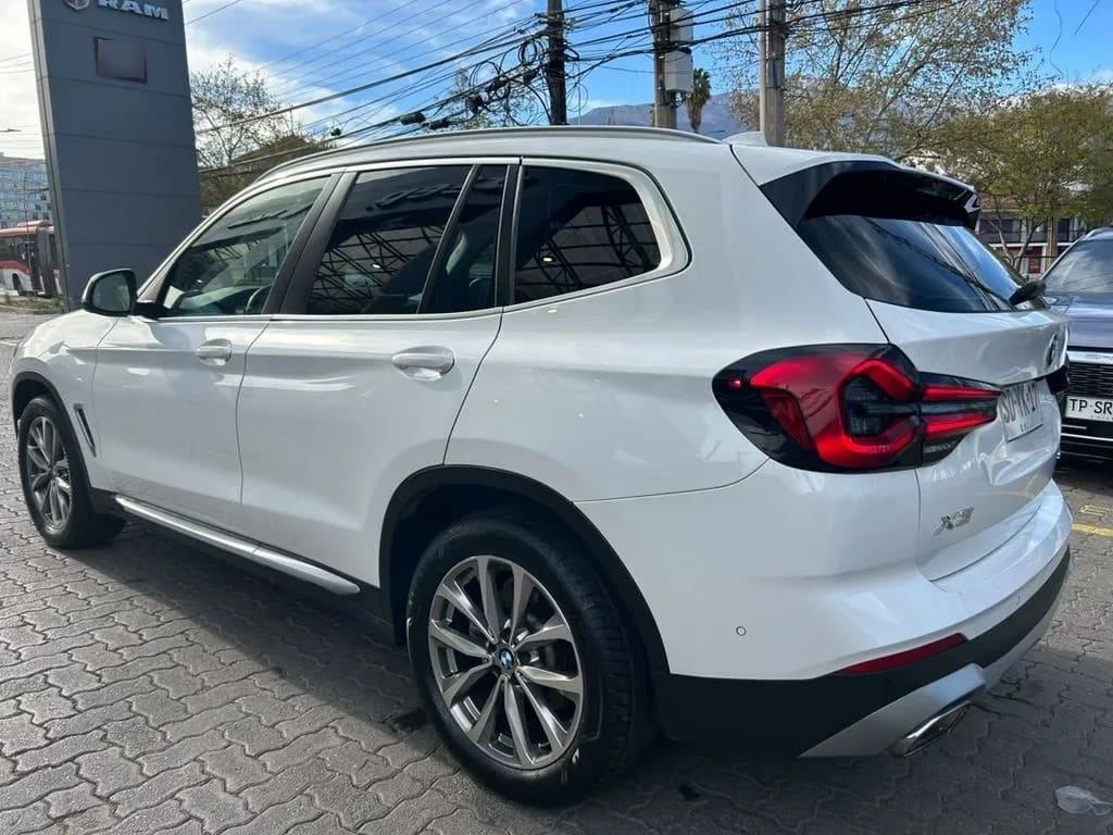 BMW X3 Sdrive 4x2 20i 2.0 At año 2022